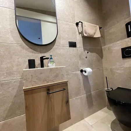 Sea Sage Apartament *